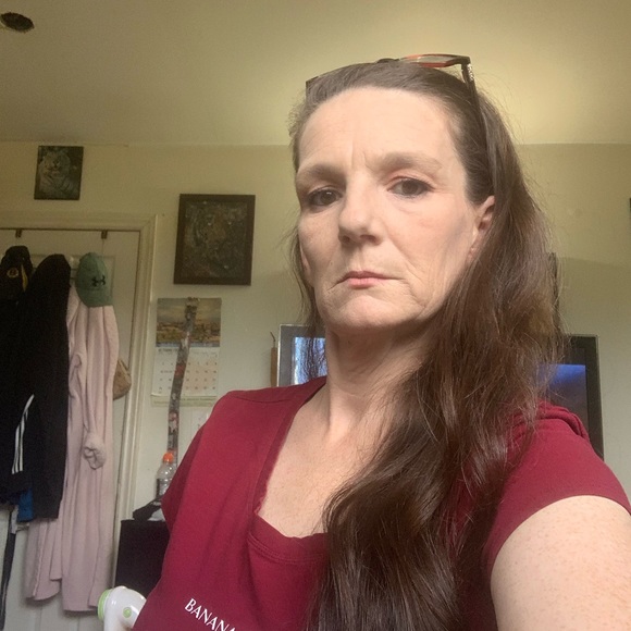 Meet your Posher, Christine - Picture 3 of 3